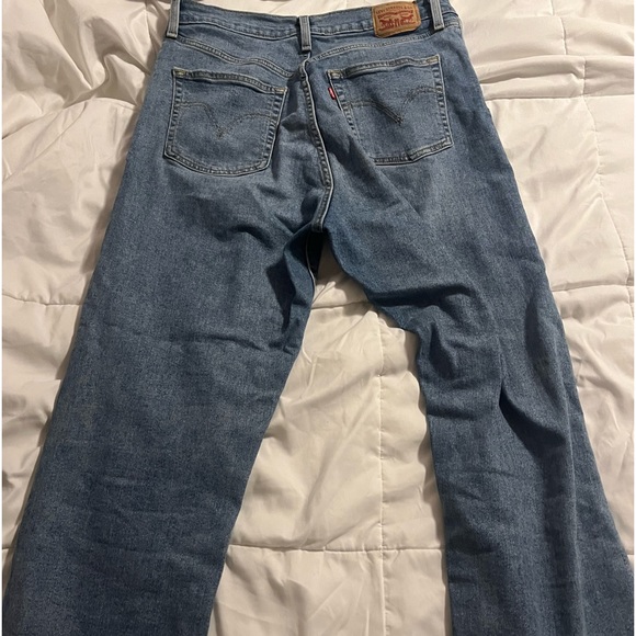 Levi’s button up jeans - Picture 2 of 2